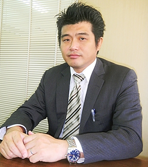 代表弁護士　中村 昌樹